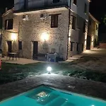 Turistici Carboni 2 N 35 * Penna San Giovanni