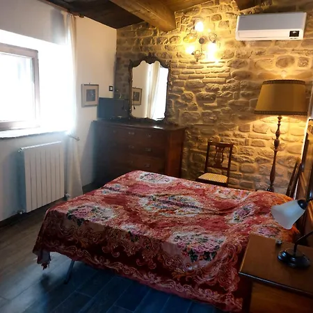 Turistico Carboni Primo Piano Apartment *