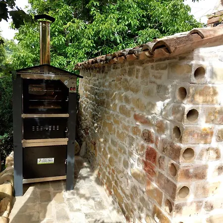 Turistico Carboni Primo Piano * Penna San Giovanni