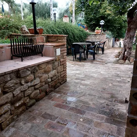 Turistici Carboni 2 N 35 Penna San Giovanni